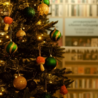 Χριστουγεννιάτικα Στολίδια & Γούρια